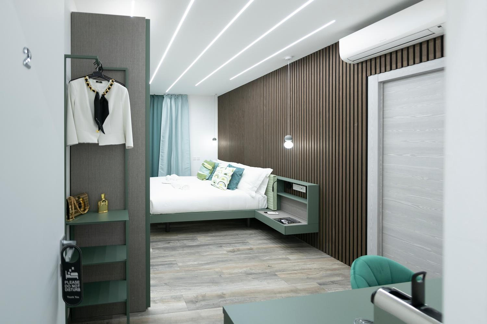 New Luxury Rooms photo 2
