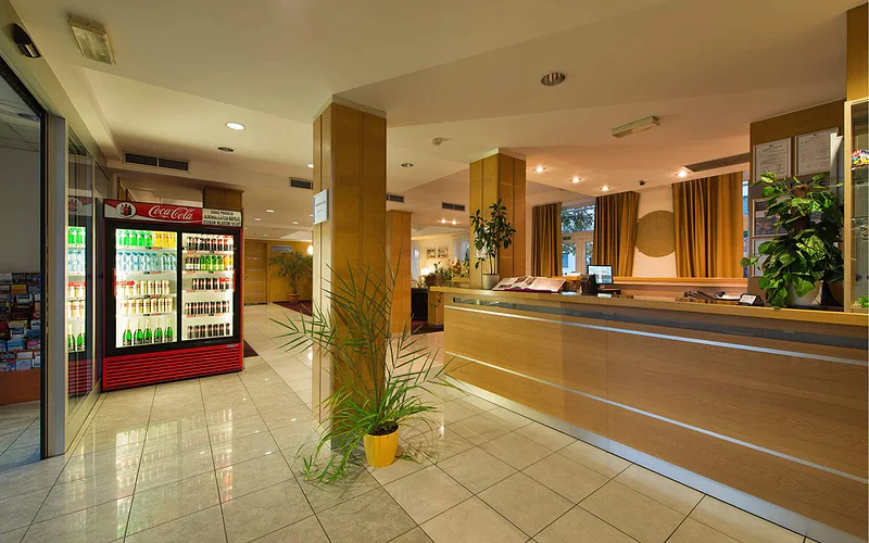 EA Hotel Populus photo 3