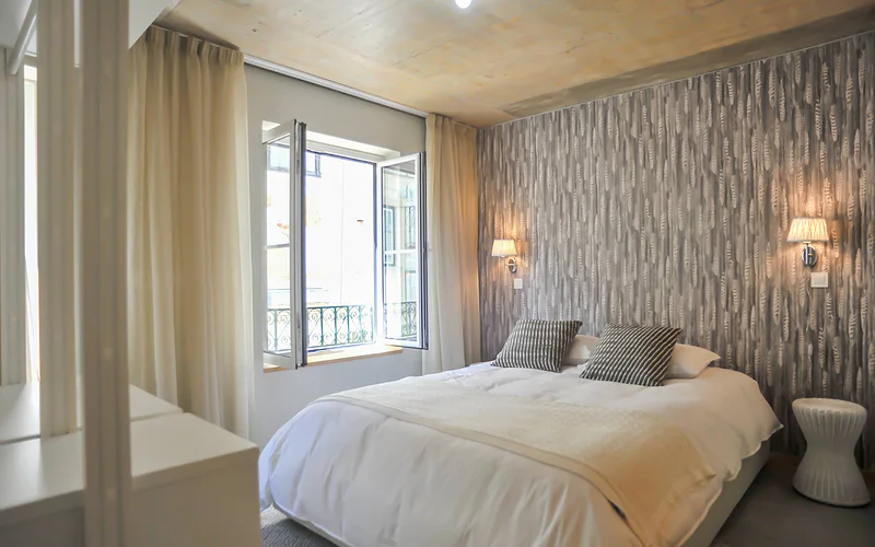 Modern Apartment in Traditional Neighborhood | 2