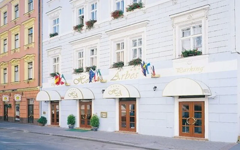 Hotel Arbes
