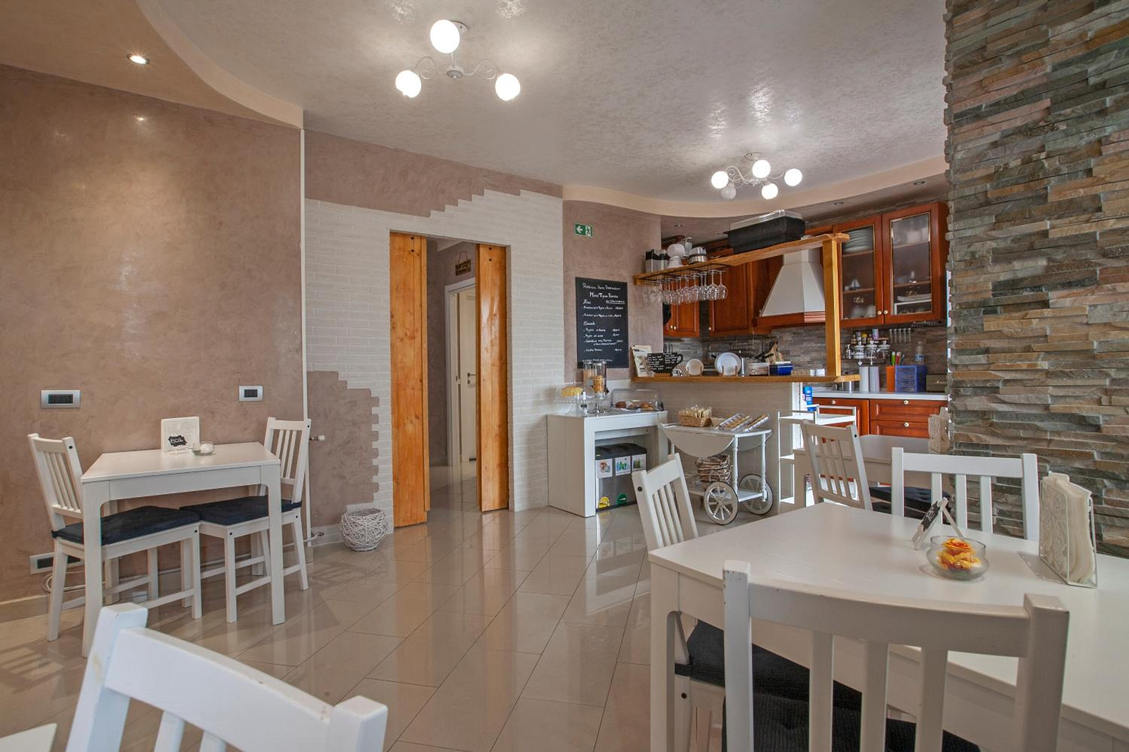 Hotels near Italian Fitness Park Kolbe