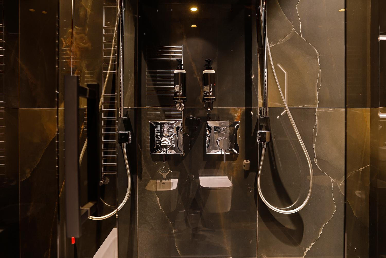 U-Visionary Roma Hotel photo 2