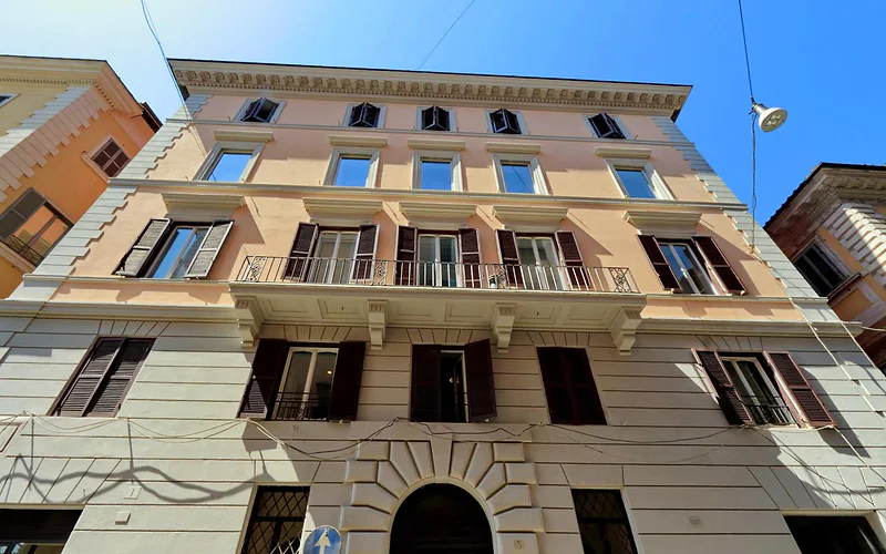 Roma Five Suites