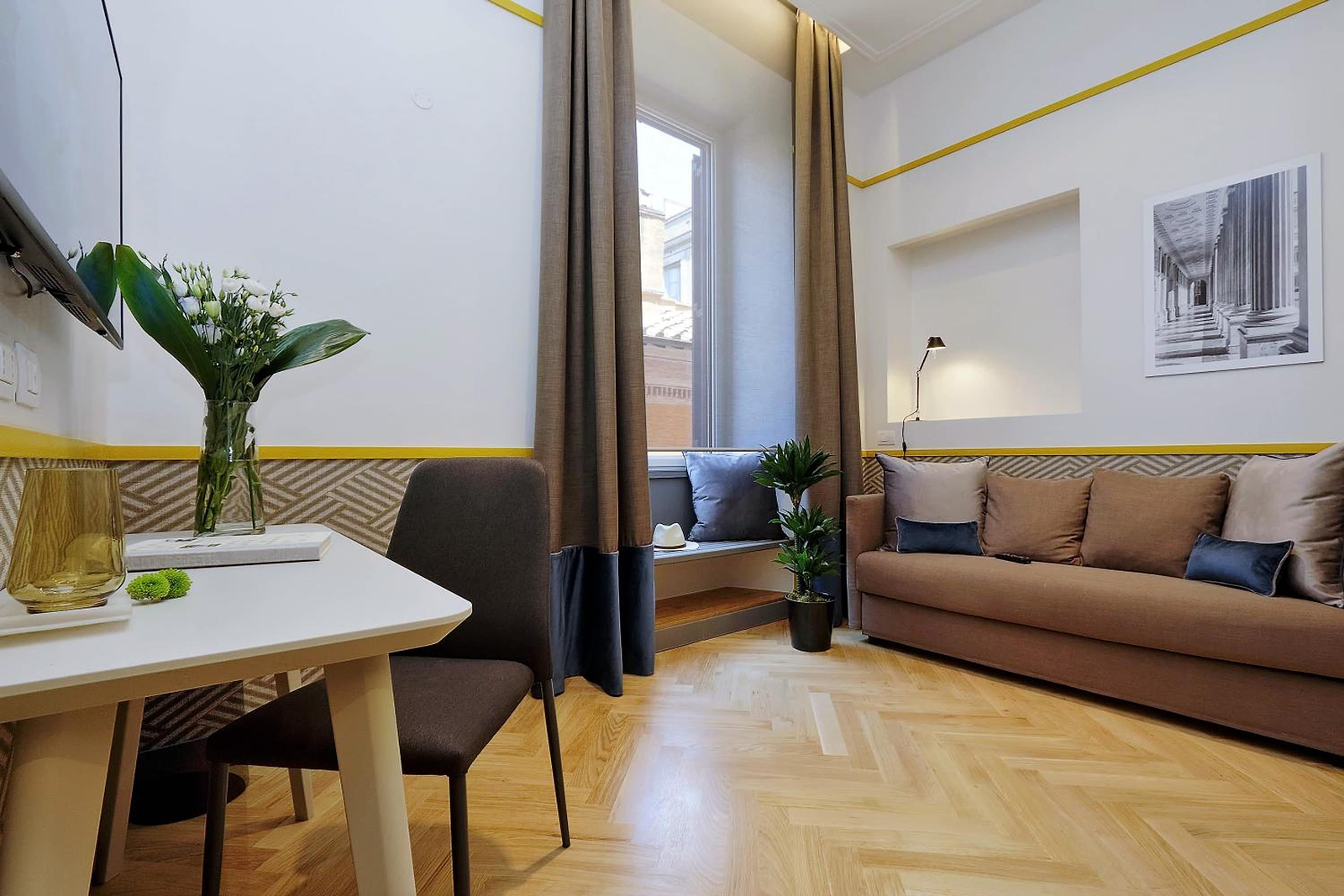 Roma Five Suites photo 2
