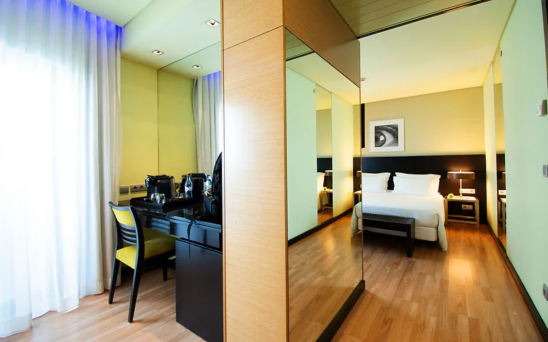 SANA Capitol Hotel photo 2