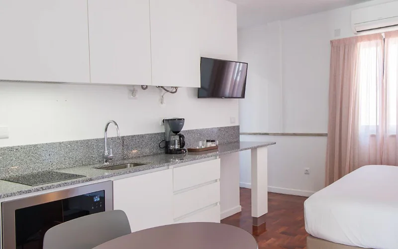 LSA Campos by Numa photo 3