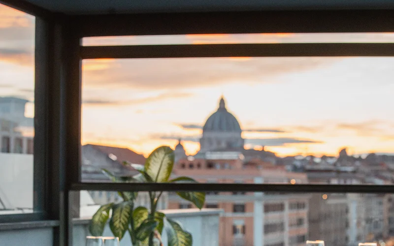 Twentyone Hotel