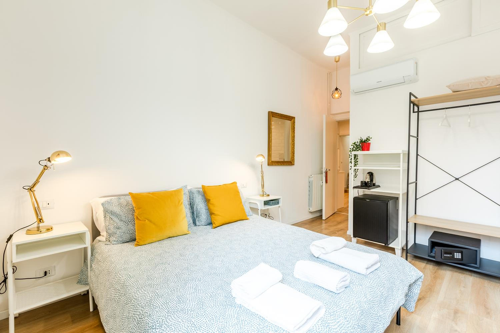 Rome Lux House guest rooms photo 2