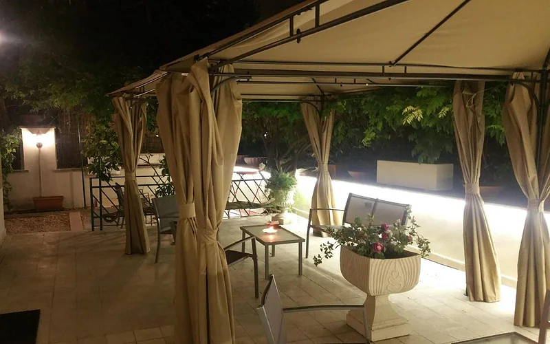 GARDEN HOUSE - Luxury Guest House - Self check-in only
