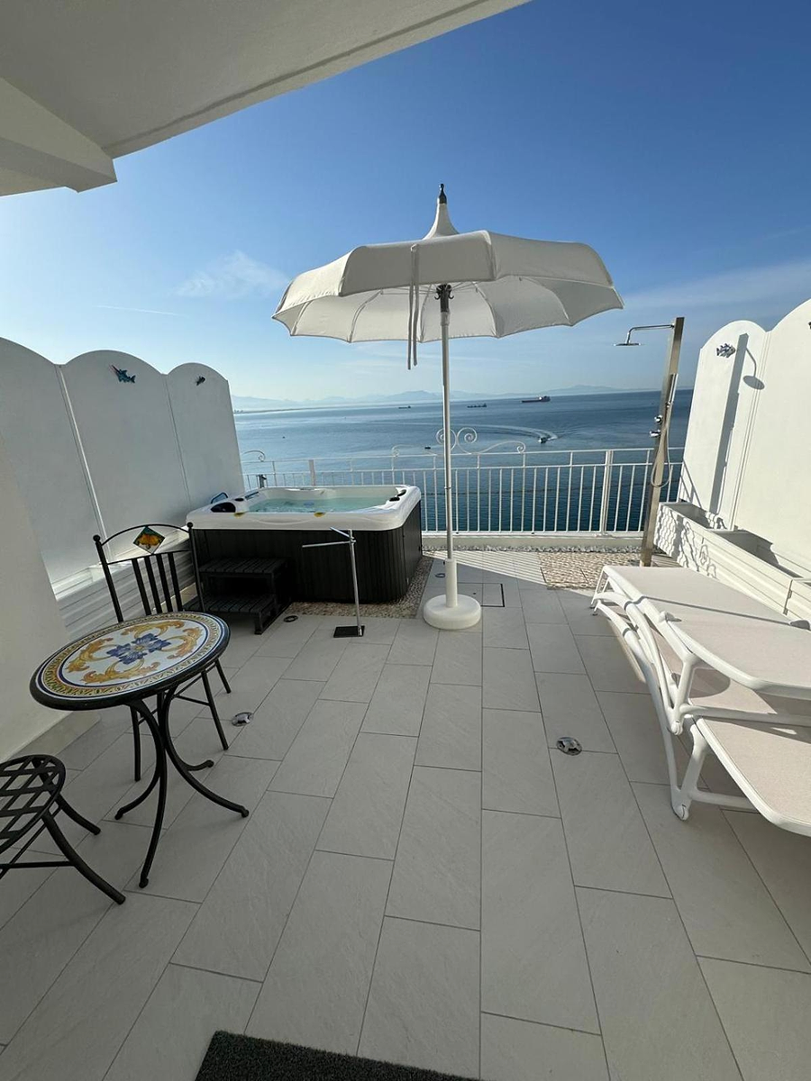 MAR-ISA Amalfi Coast - Luxury Suites & Apartments photo 2