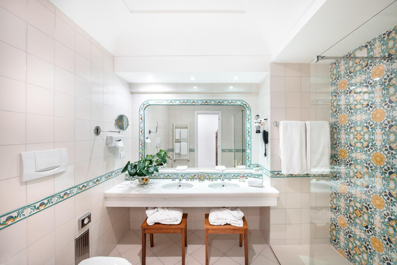 Hotel Eden Roc photo 2