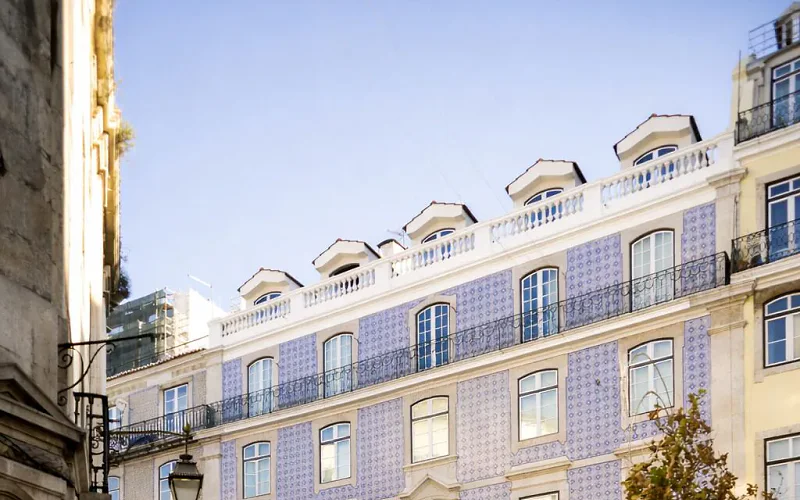 LSA Baixa Castelo by Numa photo 3