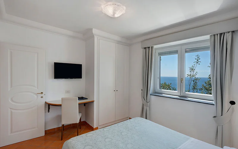 Villa 'Aurora In Dependance' with Sea View, Wi-Fi and Air Conditioning photo 3