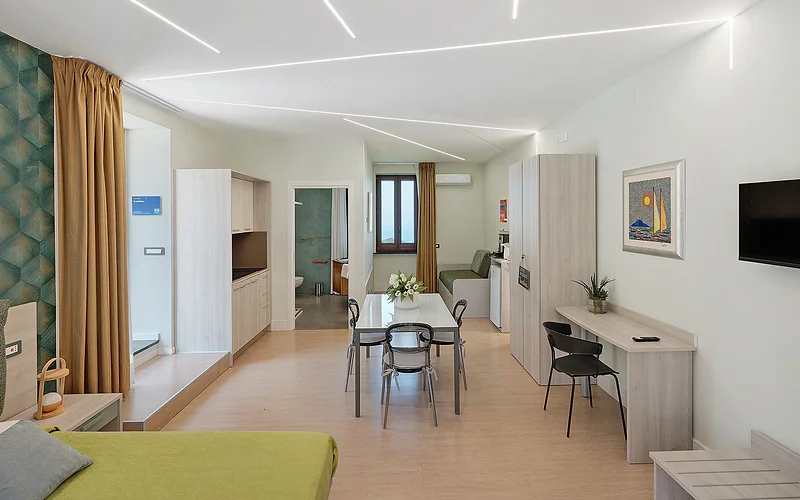 "Sunshine" Apartment with Sea View, Wi-Fi, and Air Conditioning