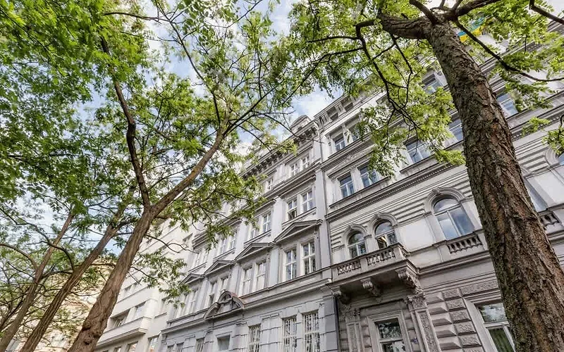 TurnKey | National Museum Studio with Patio I
