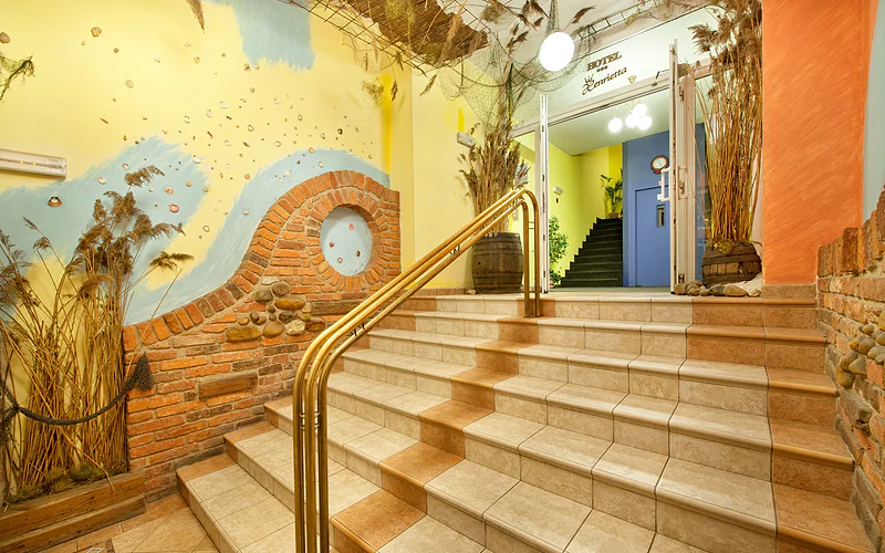 Hotel Henrietta