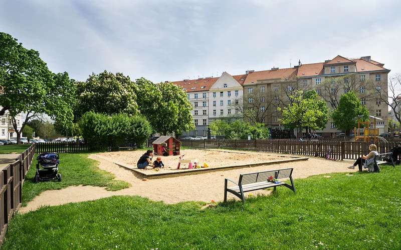 Flying Bed Apartment close to Castle