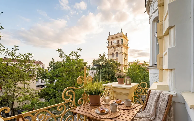 TurnKey | Vinohrady Modern Studio with Balcony III