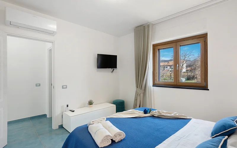 Apartment 'Nonno Giovanni' with Mountain View, Wi-Fi and Air Conditioning photo 2