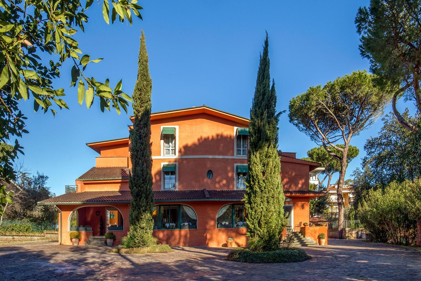 Hotels and streets in Municipio Roma XV, Roma