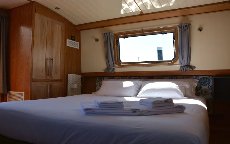 Tagus Marina - Houseboat photo 3