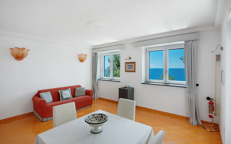 Villa 'Suite Tramonto In Dependance' with Sea View, Wi-Fi and Air Conditioning photo 2