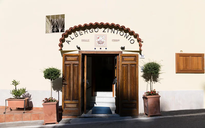 HOTEL ZI'NTONIO