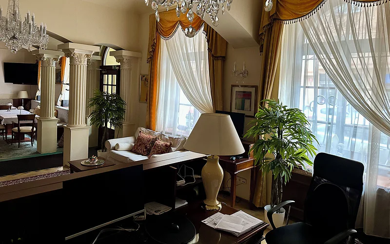 Fleur De Lis Hotel photo 3
