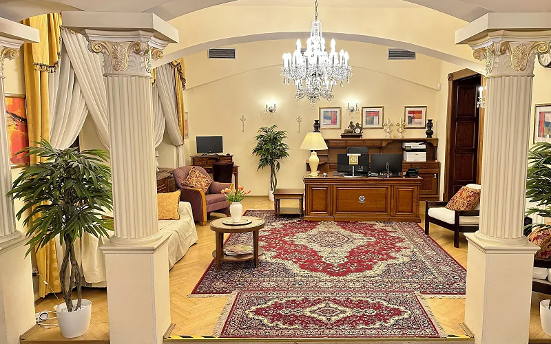 Fleur De Lis Hotel photo 2