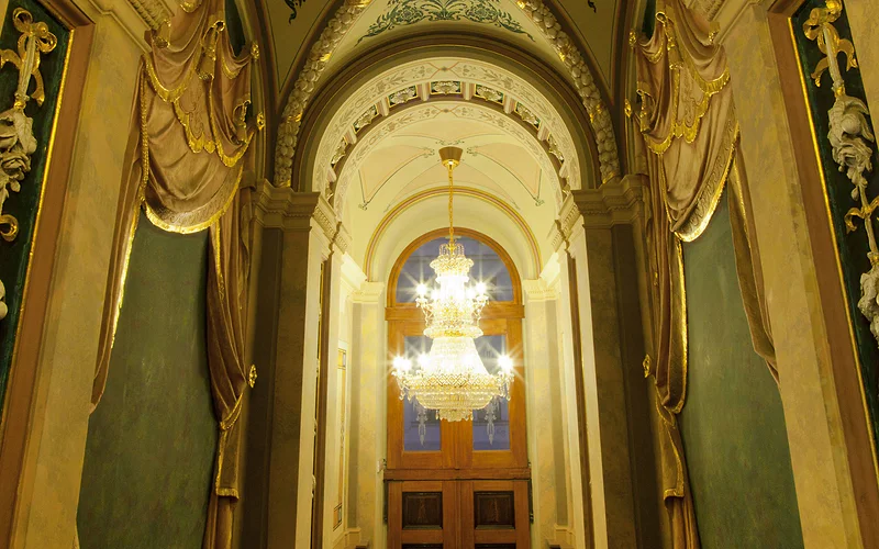 Deminka Palace photo 3