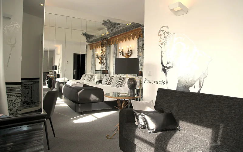 Teatro Boutique Rooms & Suites photo 2