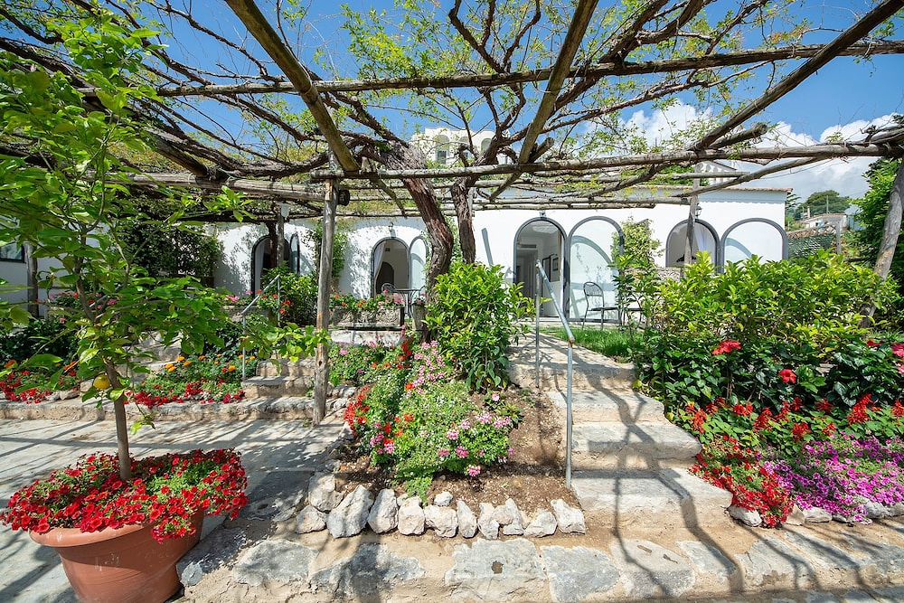 Villa Amore photo 2