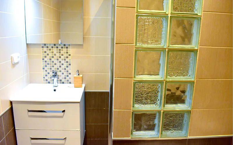 Charming 1-bedroom apartment in phenomenal Hlavní město Praha with WiFi photo 2