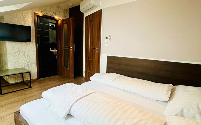 Villa many rooms with Free Parking photo 2