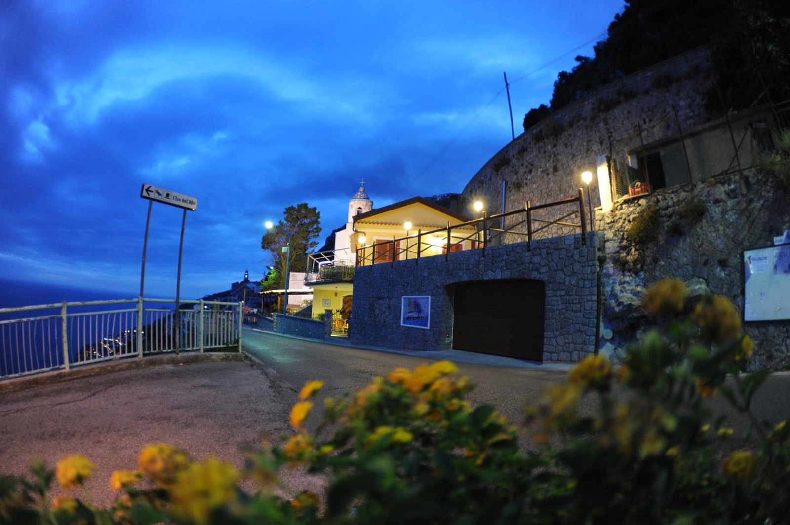 La Mela Blu photo 3