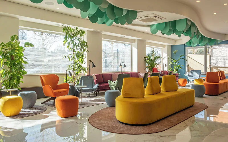 Adesso Hotel