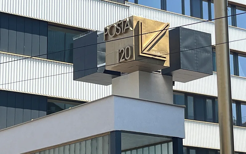 Post 120 Suites
