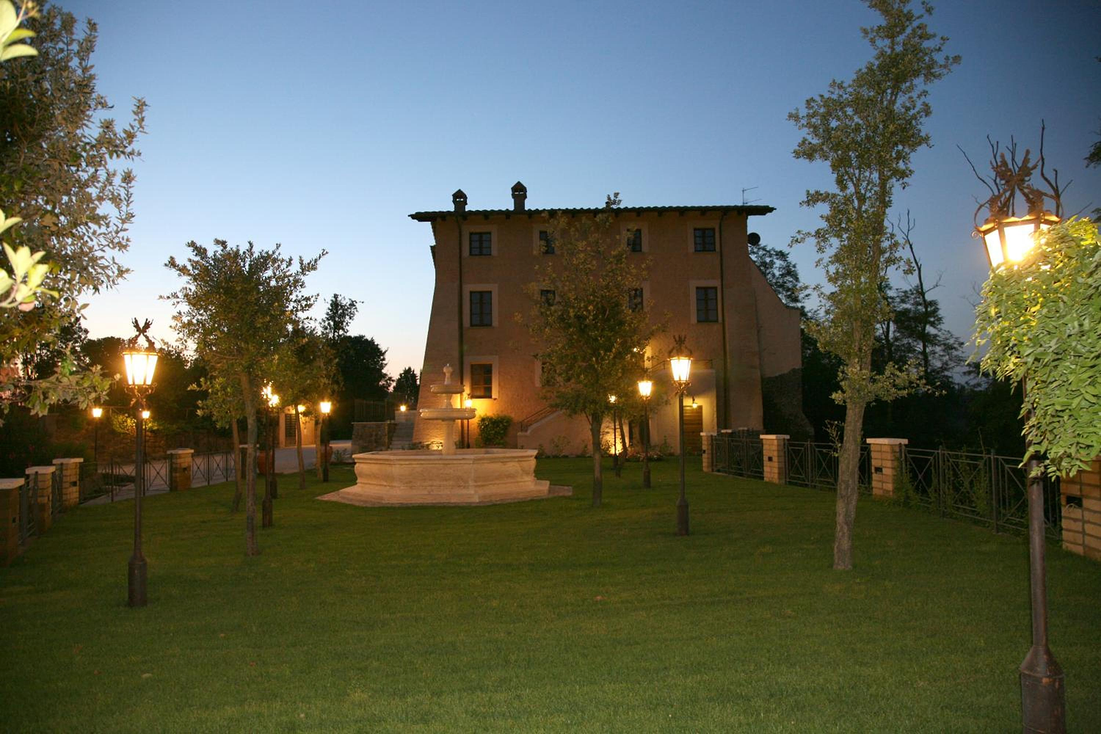 Hotels near Parco Natura e Fattoria Didattica Voloalto