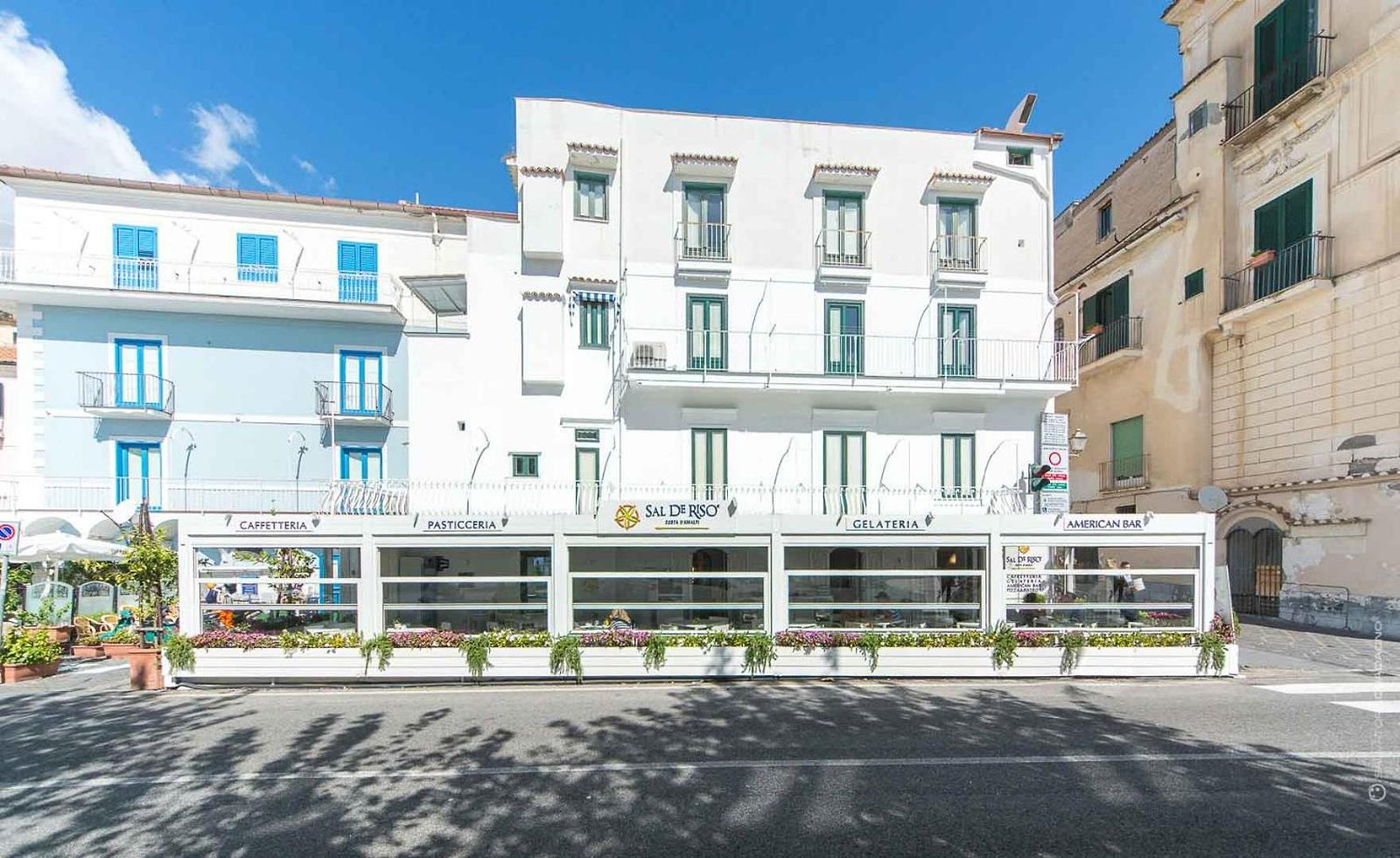 Core Amalfitano City Suites photo 2