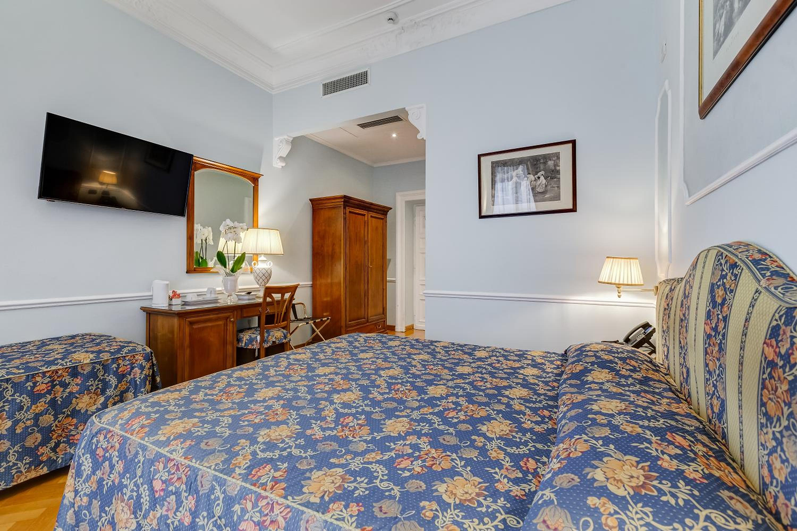Hotel Cellini photo 3