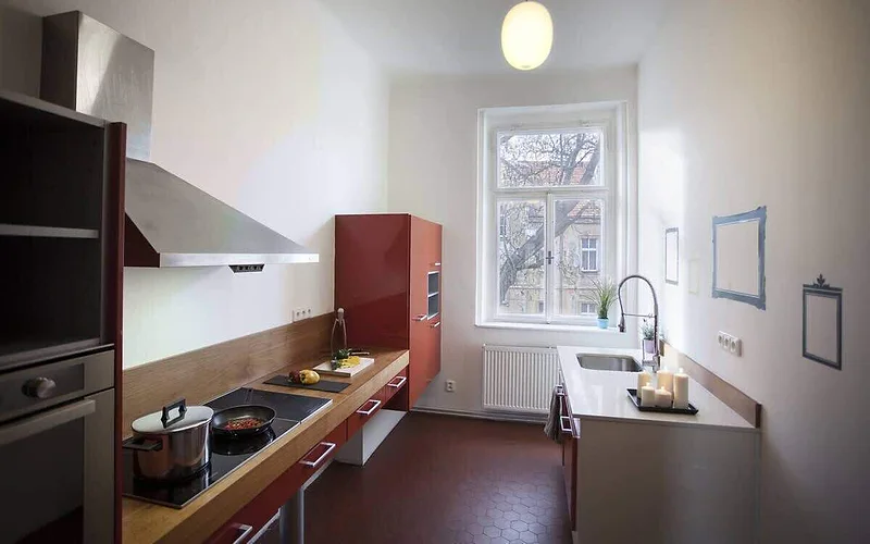 Spectacular Riverview apartment photo 2