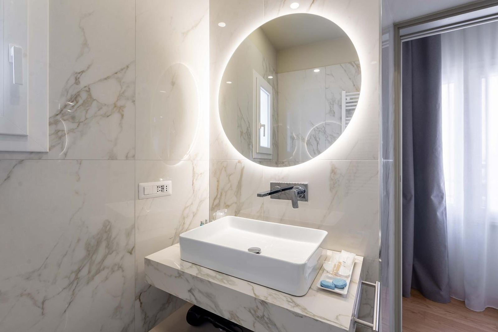 ELICAL Exclusive Private Suites photo 3