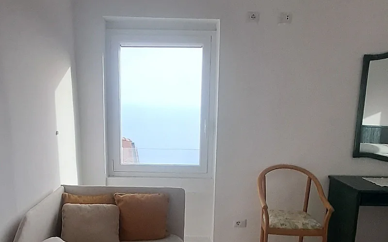Ancient atmospheres and modern comfort, between rock and sea photo 2
