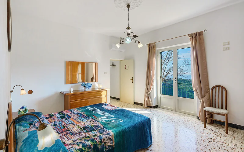 Apartment 'Bella Veduta Sun' with Balcony, Sea and Mountain View photo 3