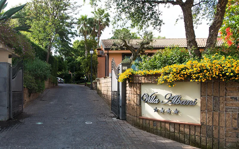 Hotel Villa Albani