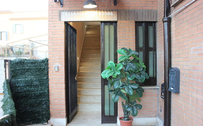 Roman Sunrise Rooms