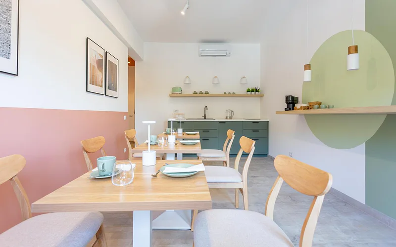 633 APPIA DESIGN ROOM