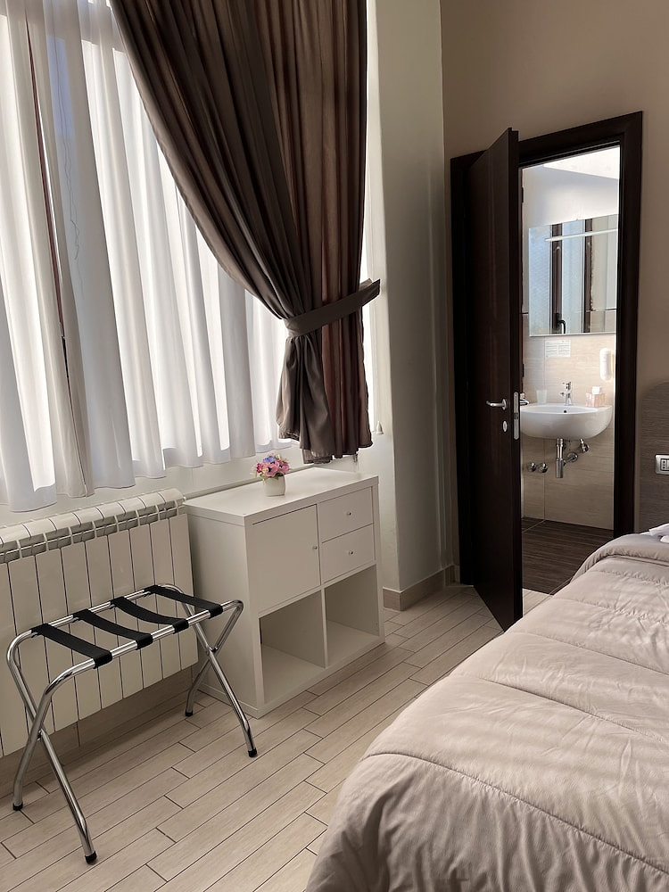 Suite 39 Guest House photo 2