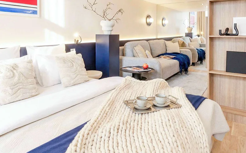 TurnKey | Wenceslas square Two level Apartment I photo 2