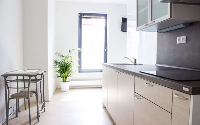 Onsite Free Parking | 10min Centre | 600+ Reviews